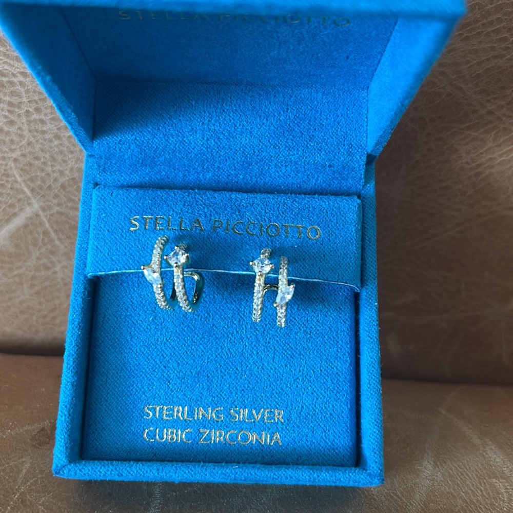 Stella Picciotto small hoops. New - Picture 3 of 5